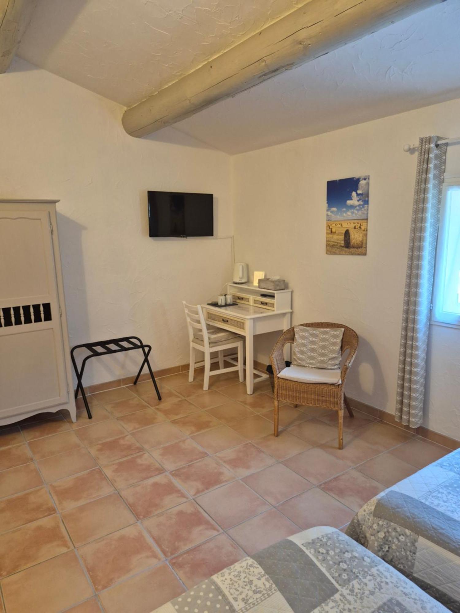 Mas Clement - Chambre Et Table D'Hotes L'Isle-sur-la-Sorgue Exterior photo
