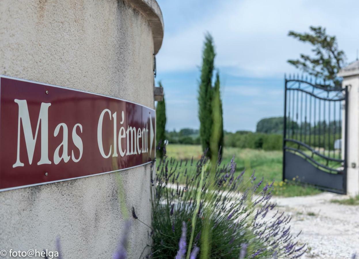 Mas Clement - Chambre Et Table D'Hotes L'Isle-sur-la-Sorgue Exterior photo